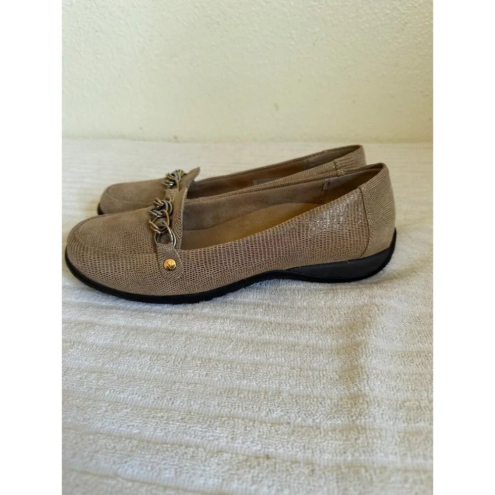 Vionic Womens Loafer Flat Taupe Lizard Print Chain Accent Size 8 Orthoheel